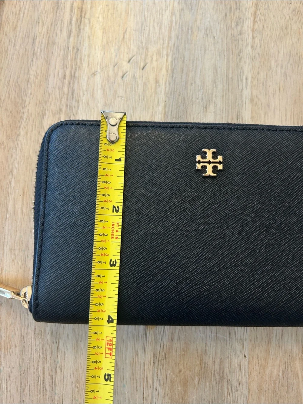Tory Burch Emerson Continental Zip Around Wallet Black Saffiano Leather Gold
